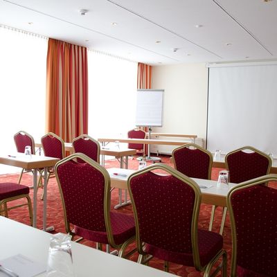 Mercure Plaza Hotel