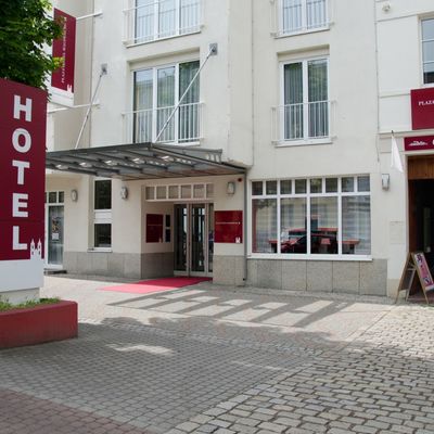 Mercure Plaza Hotel
