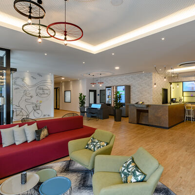 ibis_styles_Lobby